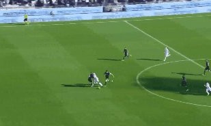 体育娱乐-【意甲】莱昂破门托纳利传射 AC米兰2比1客胜