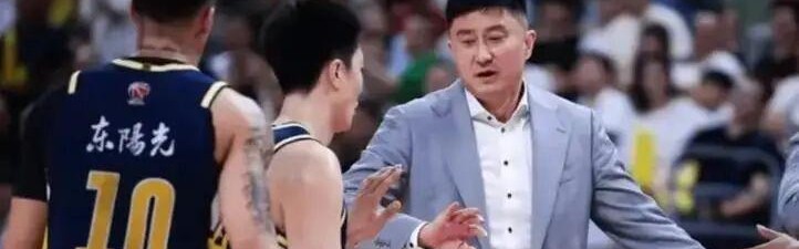 焦泊乔离队，麦考尔遭弃用，广东队赢球还要靠徐杰