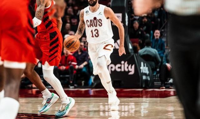 体育娱乐-时隔380天重返赛场 卢比奥10分钟9分顺利起航